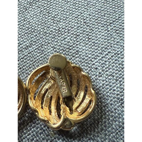 Napier Swirl Screwback Earrings Gold Tone Vintage Retro Career Classic Capsule - Picture 3 of 5